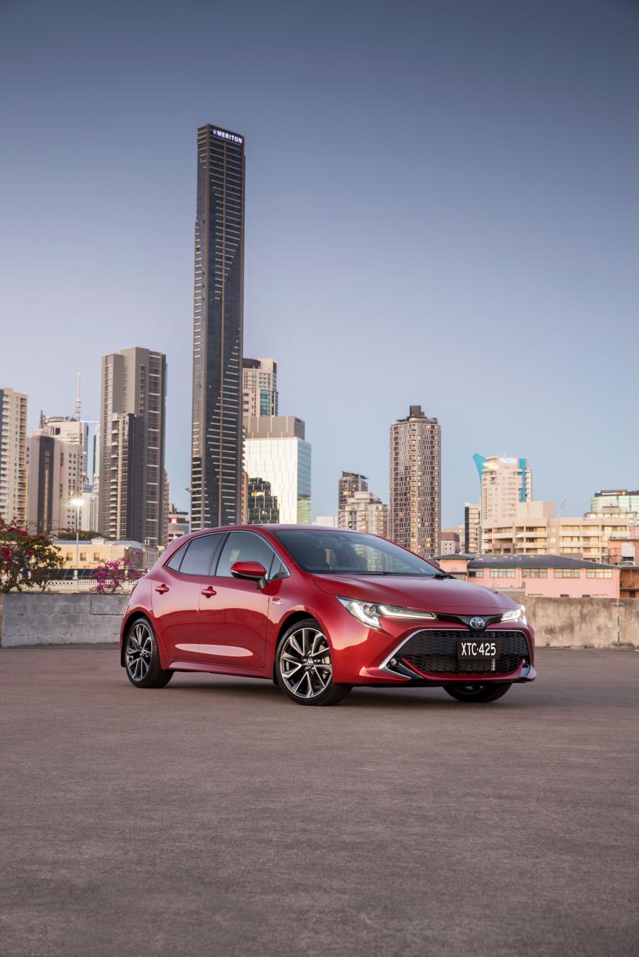  Toyota Corolla ZR Hybrid 2018 года  (AU) (фото 30 из 30)